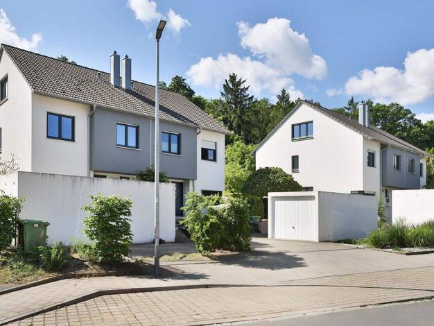 Wohnanlage zum Kauf als Kapitalanlage geeignet 2.400.000 € 558,7 m² 1.870 m² Grundstück Oberasbach 90522