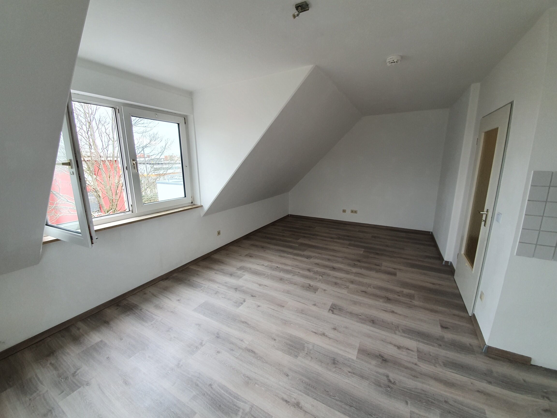 Wohnung zur Miete 345 € 1 Zimmer 31 m²<br/>Wohnfläche 2.<br/>Geschoss Hans-Vogel-Straße 134 Ronhof 152 Fürth 90765