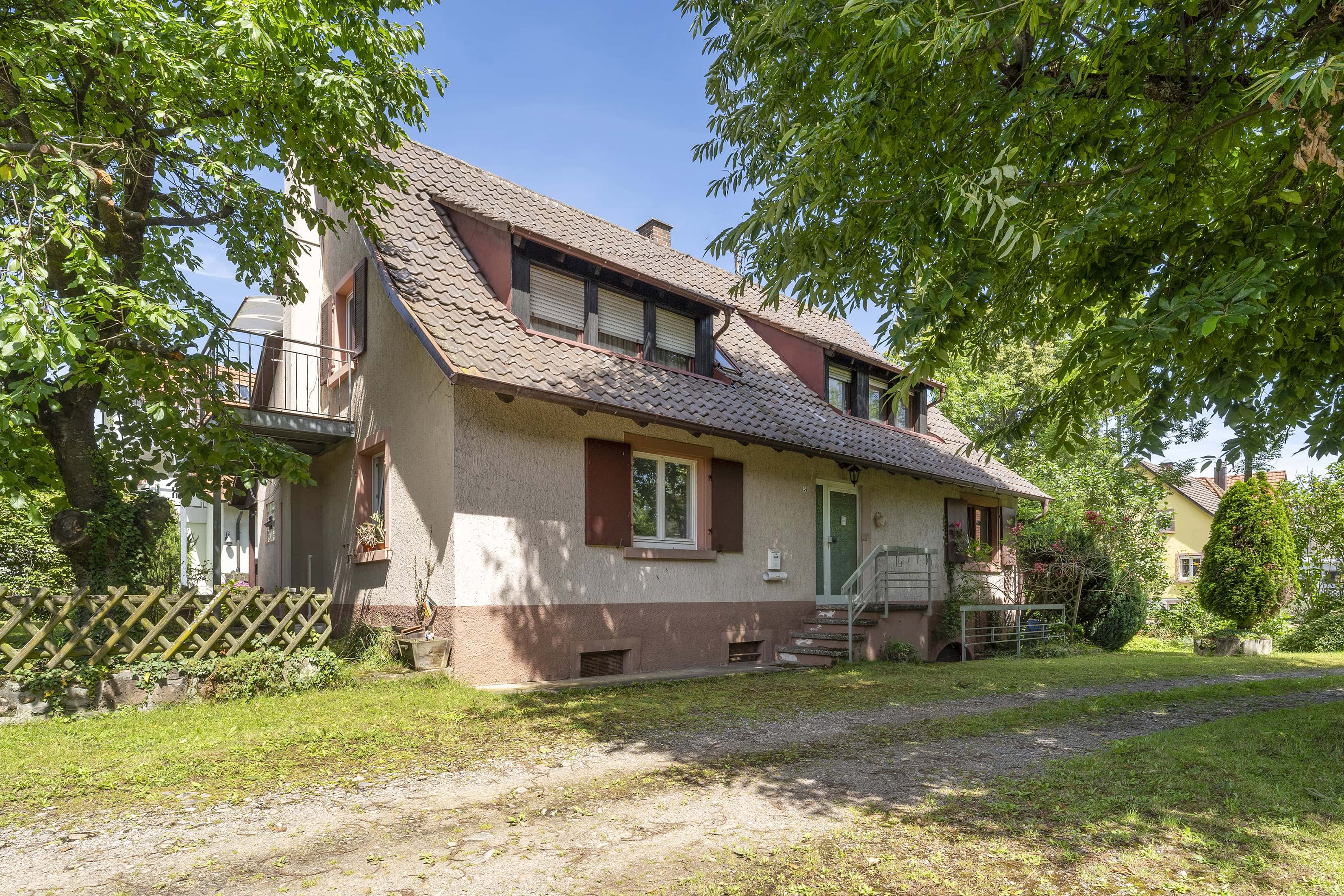 Haus zum Kauf 519.000 € 6 Zimmer 173 m²<br/>Wohnfläche 519 m²<br/>Grundstück ab sofort<br/>Verfügbarkeit Denzlingen 79211