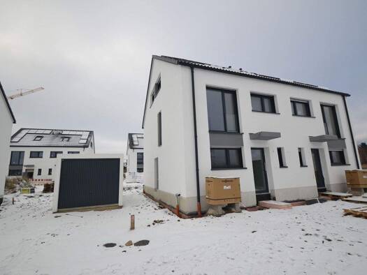 Einfamilienhaus zur Miete 2.040 € 5 Zimmer 136 m² 270 m² Grundstück frei ab 01.04.2026 Dersdorf Bornheim 53332