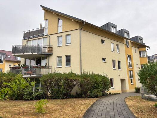 Wohnung zur Miete 532 € 2 Zimmer 68,7 m² 1. Geschoss frei ab 15.01.2026 Neumarkt 53 Meißen 01662