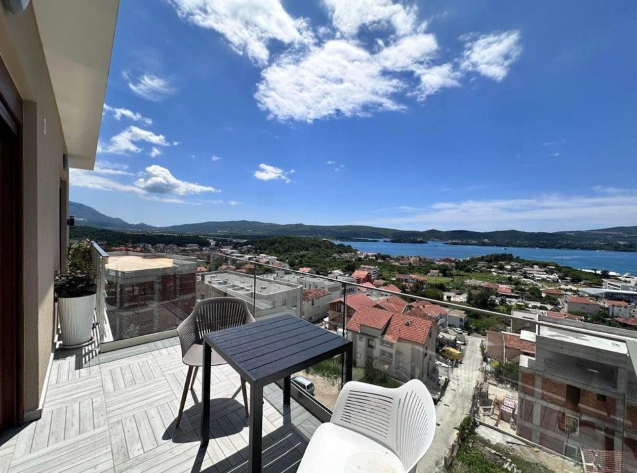 Wohnung zum Kauf provisionsfrei 250.000 € 2 Zimmer 68 m²<br/>Wohnfläche Tivat