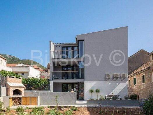 Haus zum Kauf 850.000 € 6 Zimmer 128 m² Komiza