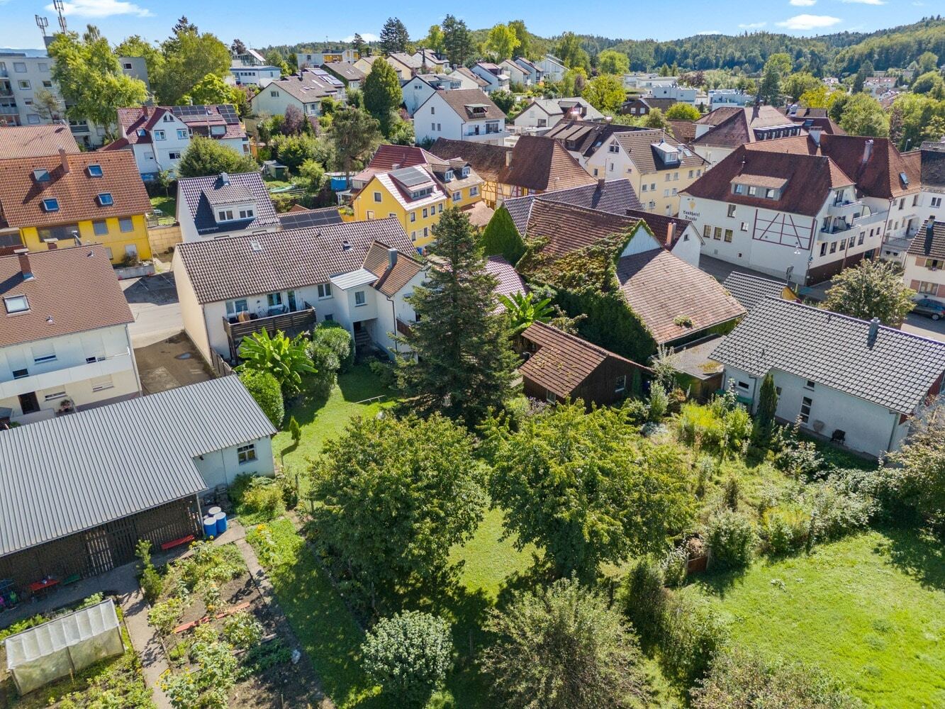 Mehrfamilienhaus zum Kauf 595.000 € 6 Zimmer 165,1 m²<br/>Wohnfläche 149,2 m²<br/>Grundstück Dettingen Konstanz 78465