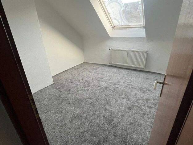 Wohnung zur Miete 585 € 2 Zimmer 65 m² 4. Geschoss Grabenstraße 6 Neudorf-Nord Duisburg 47057