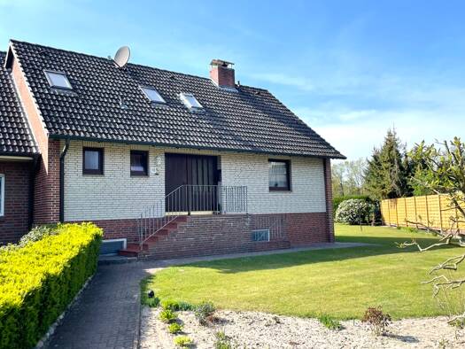 Doppelhaushälfte zum Kauf 235.000 € 5 Zimmer 109,8 m² 633 m² Grundstück Bargstedt 21698