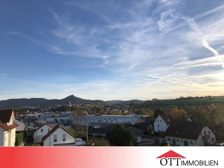 Wohnung zur Miete 890 € 3,5 Zimmer 97 m² Dachgeschoss, 3. Geschoss frei ab sofort Hechingen Hechingen 72379