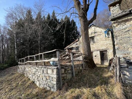 Rustico zum Kauf 40.000 € 3 Zimmer 40 m² 4.000 m² Grundstück frei ab sofort Trarego Viggiona 28826