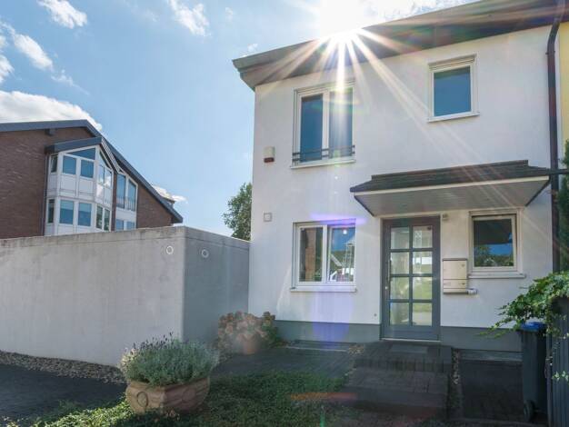 Reihenendhaus zum Kauf 749.000 € 4 Zimmer 144 m² 310 m² Grundstück Lintorf Ratingen 40885
