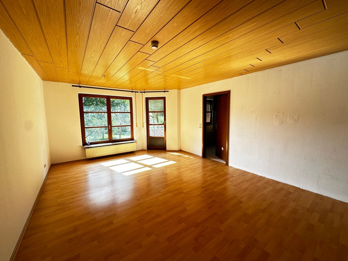 Wohnung zum Kauf 180.000 € 3 Zimmer 71,2 m²<br/>Wohnfläche 1.<br/>Geschoss Rieden Rosengarten-Rieden 74538