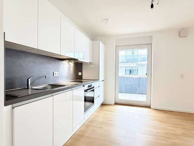 Wohnung zur Miete 1.221 € 3 Zimmer 83,2 m² 4. Geschoss frei ab 17.04.2026 Bahnhofstraße 37 Offenbach am Main Offenbach 63067