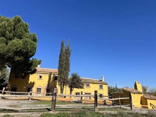 Villa zum Kauf 385.000 € 8 Zimmer 358 m² 24.500 m² Grundstück Baza 18800