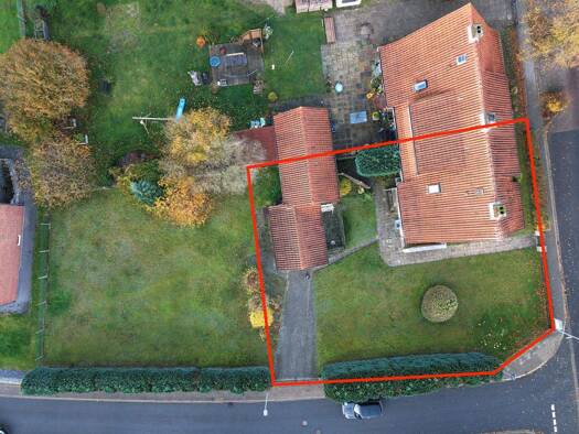 Doppelhaushälfte zum Kauf 169.000 € 7 Zimmer 100 m² 600 m² Grundstück Schneverdingen 29640