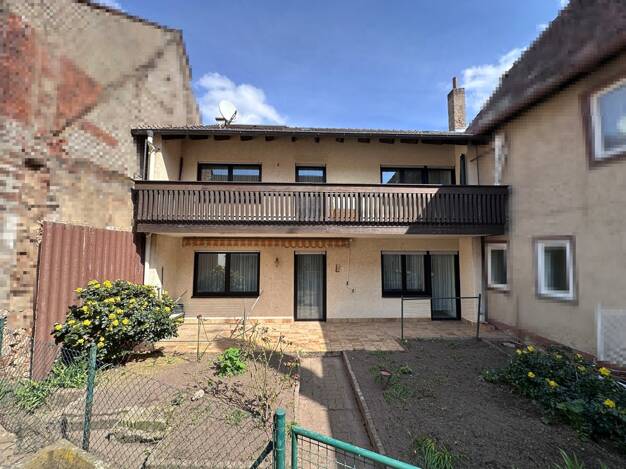 Mehrfamilienhaus zum Kauf 398.000 € 8 Zimmer 275 m² 690 m² Grundstück Obernburg Obernburg am Main 63785