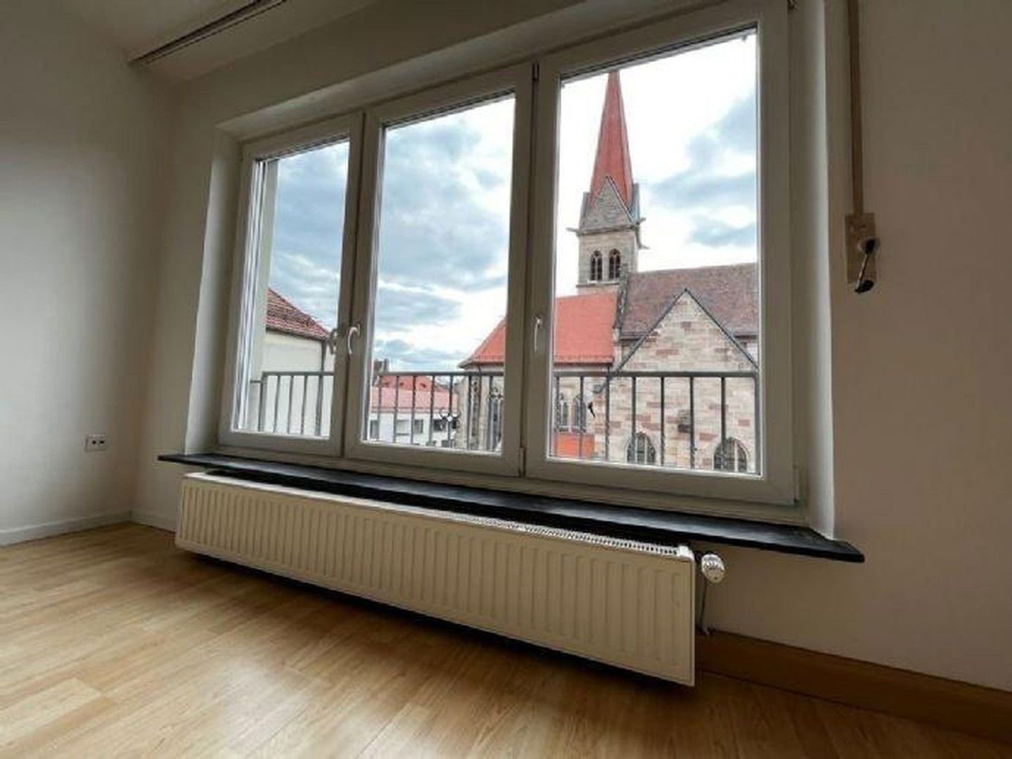 Wohnung zur Miete 650 € 2 Zimmer 50 m²<br/>Wohnfläche 3.<br/>Geschoss Paulstr 9 Galgenhof Nürnberg 90459