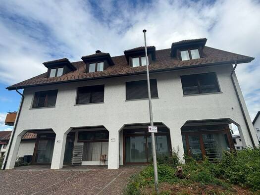 Büro zur Miete provisionsfrei 1.200 € 148 m² Bürofläche Alte Rathausstr. 2 Oberlauchringen Lauchringen 79787