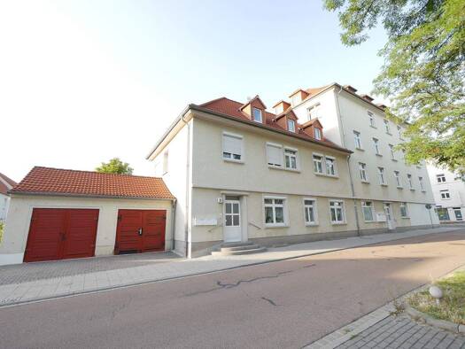 Mehrfamilienhaus zum Kauf 2.917.604 € 3.295 m² 2.633 m² Grundstück Leuna 06237