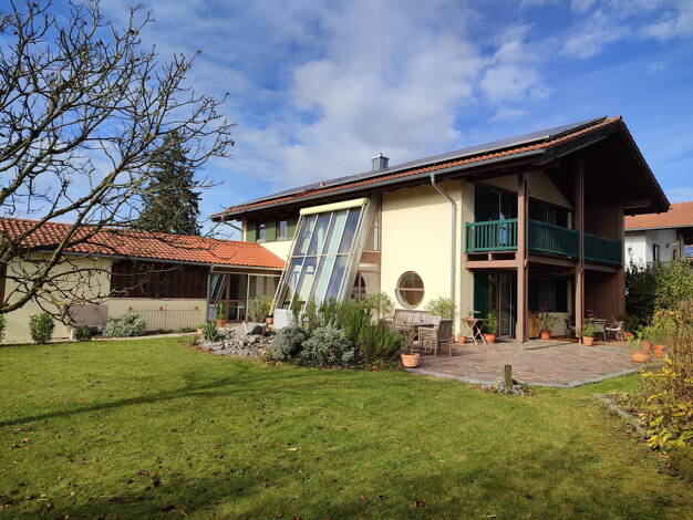 Einfamilienhaus zum Kauf provisionsfrei 1.160.000 € 5 Zimmer 232 m² 1.286 m² Grundstück Ponlach Tittmoning 84529