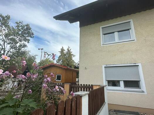 Wohnung zum Kauf 285.000 € 4 Zimmer 114 m² Wörth Wörth an der Donau 93086