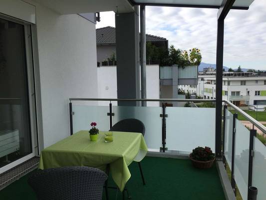 Wohnung zur Miete 700 € 3 Zimmer 94 m²<br/>Wohnfläche ab sofort<br/>Verfügbarkeit Clara-Schumann-Straße Bad Krozingen Bad Krozingen 79189