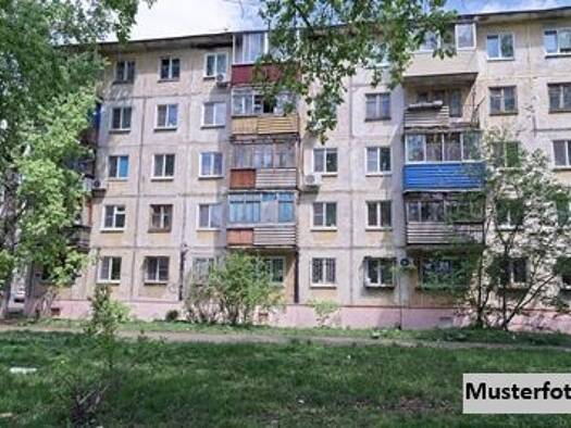 Mehrfamilienhaus zum Kauf 16.400 € 360 m² 656 m² Grundstück Schwarzenberg Schwarzenberg 08340