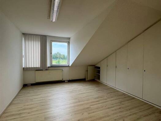 Büro zur Miete 218 m² Bürofläche Unterlauter Lautertal , Oberfr 96486
