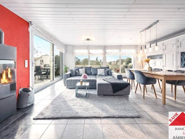 Mehrfamilienhaus zum Kauf 898.000 € 10 Zimmer 291,5 m² 1.212 m² Grundstück frei ab 01.06.2026 Gültstein Herrenberg 71083