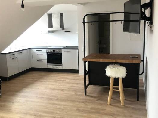 Studio zur Miete 1.095 € 1 Zimmer 35 m² 3. Geschoss frei ab sofort Rielasinger Str. 170 Singen Singen (Hohentwiel) 78224