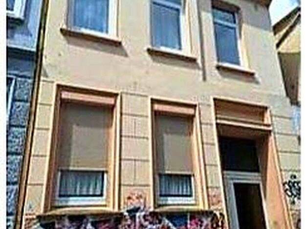 Reihenmittelhaus zum Kauf provisionsfrei 390.000 € 6,5 Zimmer 144 m² 90 m² Grundstück Steintor Bremen 28203