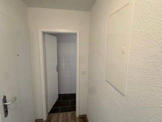 Wohnung zur Miete 509 € 3 Zimmer 67,5 m² frei ab 01.12.2025 Elisenstr. 13 Marxloh Duisburg 47169