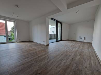 Wohnung zur Miete 788 € 3 Zimmer 75 m² 1. Geschoss frei ab sofort Weinbergsweg 15 Großenhain Großenhain 01558