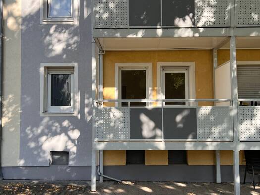 Wohnung zum Kauf 260.000 € 2 Zimmer 45 m² frei ab sofort Kasernenviertel Regensburg 93053