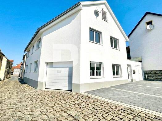 Doppelhaushälfte zum Kauf 244.900 € 5 Zimmer 148 m² 168 m² Grundstück Dingelstädt , Eichsfeld 37351