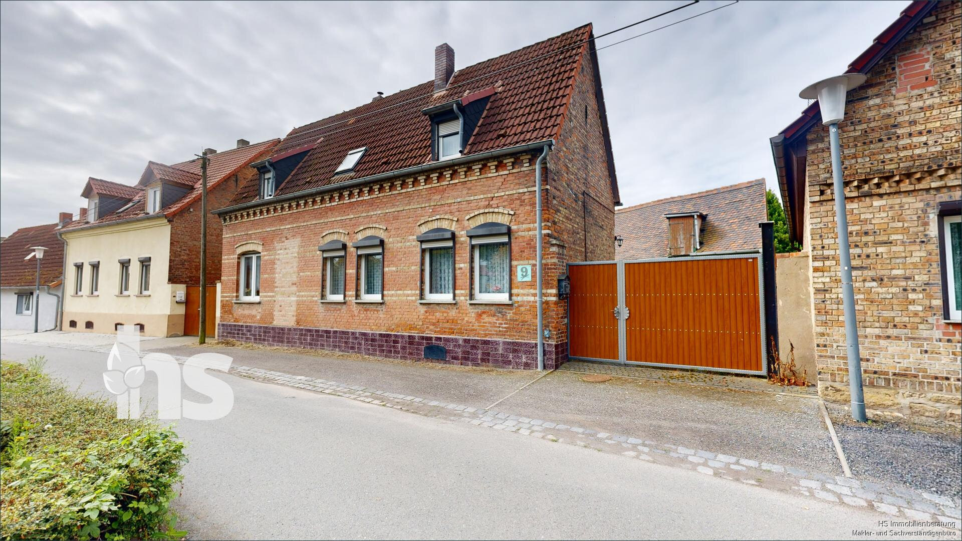 Einfamilienhaus zum Kauf provisionsfrei 50.000 € 4 Zimmer 121 m²<br/>Wohnfläche 446 m²<br/>Grundstück Am Anger 9 Lutherstadt Eisleben Lutherstadt Eisleben / Unterrißdorf 06295