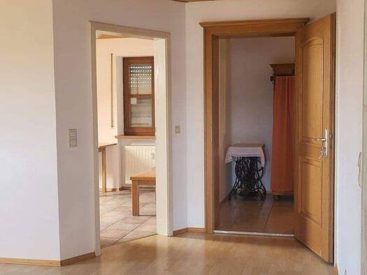 Wohnung zur Miete 640 € 3 Zimmer 80 m² Niederleierndorf Langquaid 84085