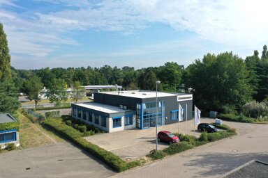 Lagerhalle zum Kauf 470.000 € 450 m² Lagerfläche Glasewitzer Chaussee 33a Rövertannen Güstrow 18273