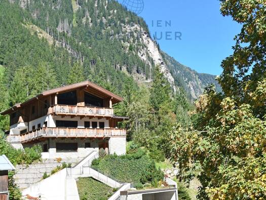 Einfamilienhaus zum Kauf 6 Zimmer 293 m² 547 m² Grundstück Finkenberg 6292