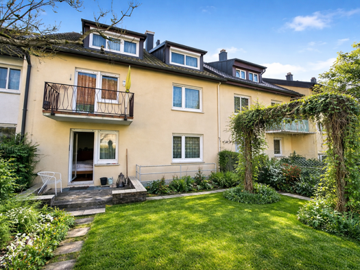 Haus zum Kauf 778.000 € 8,5 Zimmer 181 m² 175 m² Grundstück frei ab sofort Degerloch Stuttgart 70597