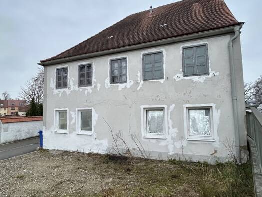 Einfamilienhaus zum Kauf 99.900 € 7 Zimmer 120 m² 240 m² Grundstück Oettingen Oettingen i.Bay. 86732