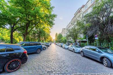Immobilie zum Kauf als Kapitalanlage geeignet 569.000 € 2 Zimmer 84,6 m² Paul-Lincke-Ufer 38 Kreuzberg Berlin, Kreuzberg 10999