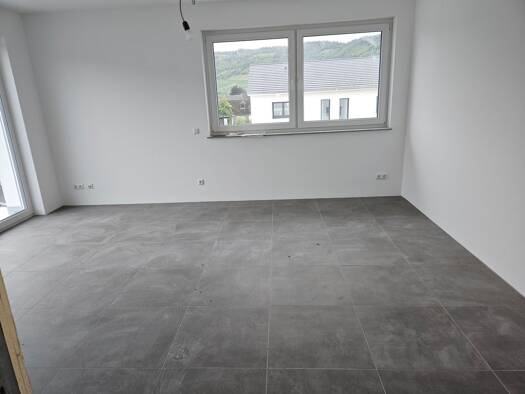 Wohnung zur Miete 792 € 4 Zimmer 107 m² Geschoss 1/2 frei ab 01.12.2025 Leiwen 54340