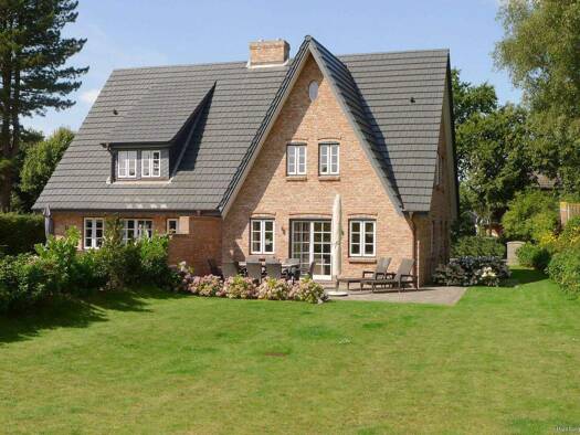 Einfamilienhaus zum Kauf 6 Zimmer 160 m² 580 m² Grundstück Föhr 25938