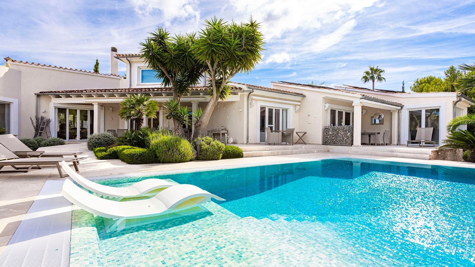 Villa zum Kauf 3.250.000 € 7 Zimmer 415 m²<br/>Wohnfläche 1.392 m²<br/>Grundstück Santa Ponsa 07180