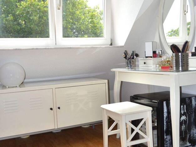 Wohnung zur Miete Wohnen auf Zeit 2.950 € 3 Zimmer 106 m² frei ab sofort Rodenkirchen Köln 50996