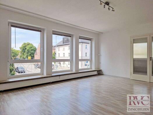 Wohnung zum Kauf 349.000 € 4 Zimmer 95 m² Freilassing 83395