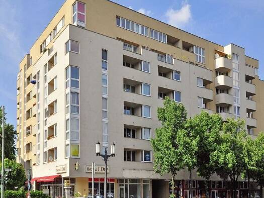 Außenstellplatz zur Miete provisionsfrei nur mit Wohnberechtigungsschein 129 € Kaiserdamm 37-40 Westend Berlin 14057