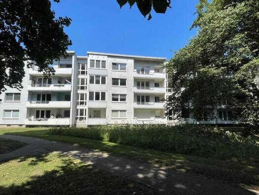Wohnung zur Miete 630 € 3 Zimmer 63 m² 2. Geschoss frei ab sofort Kurt-Schumacher-Allee 87 Neue Vahr Südost Bremen 28327