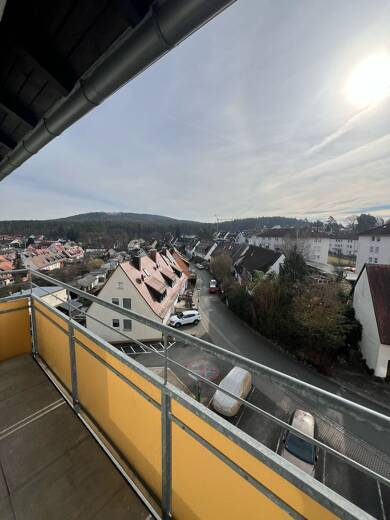 Wohnung zur Miete 630 € 2 Zimmer 44,4 m² 4. Geschoss frei ab sofort Damaschkestraße 40 Bubenreuth 91088