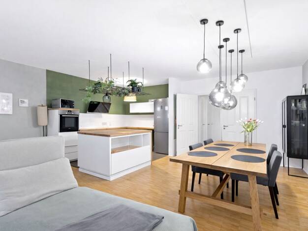 Wohnung zum Kauf 450.000 € 5 Zimmer 140 m² 1. Geschoss Puschkinstraße 24 Innenstadt Mitte 06108