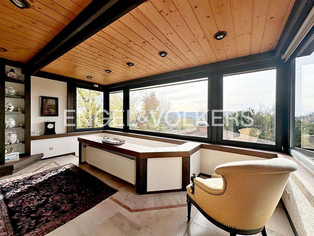 Immobilie in Westerburg - Exklusives Einfamilienhaus auf weitläufigem Grundstück in Waldrandlage - Bild 2